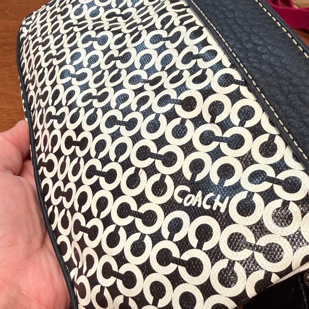 Coach Signature Wristlet - Picture 11 of 11